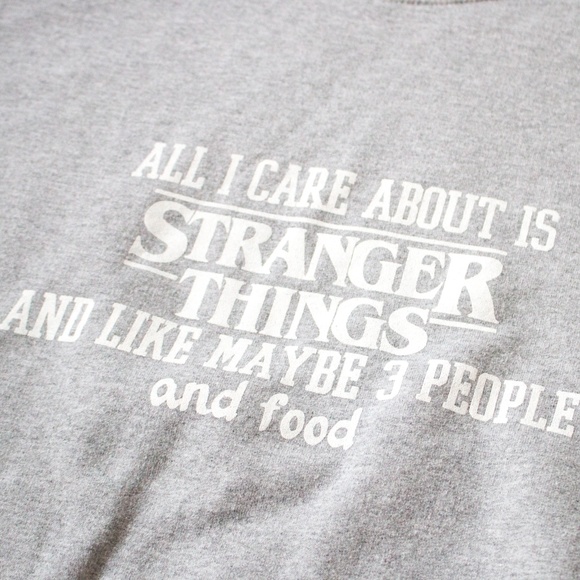 ✨Stranger Things Gray Graphic Crewneck Sweatshirt - Picture 2 of 4